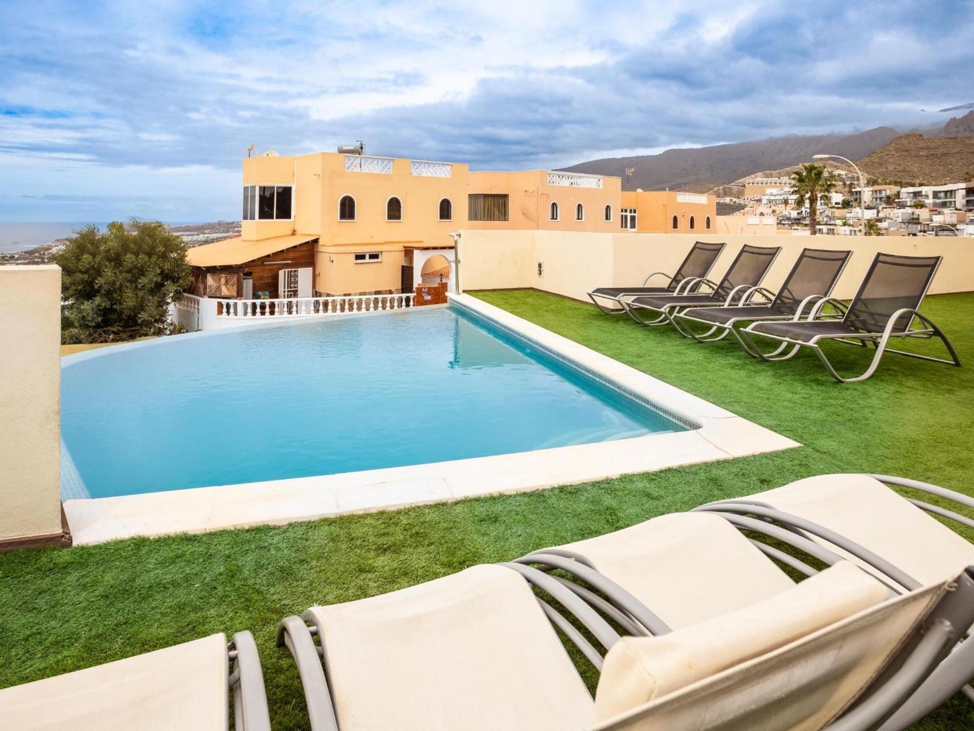 Villa Olbia Charming Dreamview With Jacuzzi أذيخي المظهر الخارجي الصورة